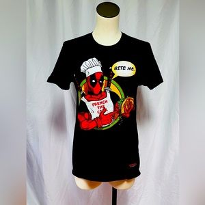 Deadpool’s Marvel Club Merc Black Taco Cook Shirt M
